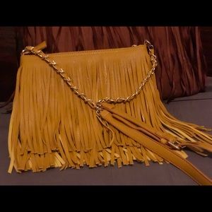 Medium crossbody fringe purse.